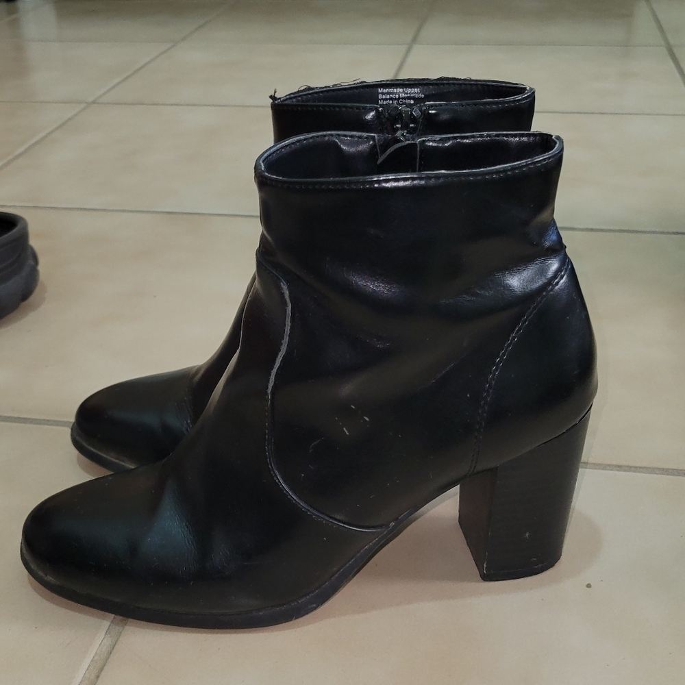 Size 6 Style & Co. Black Ankle Heeled Booties